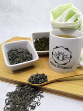 Load image into Gallery viewer, Pure Green Chinese Mountain Tea 25g